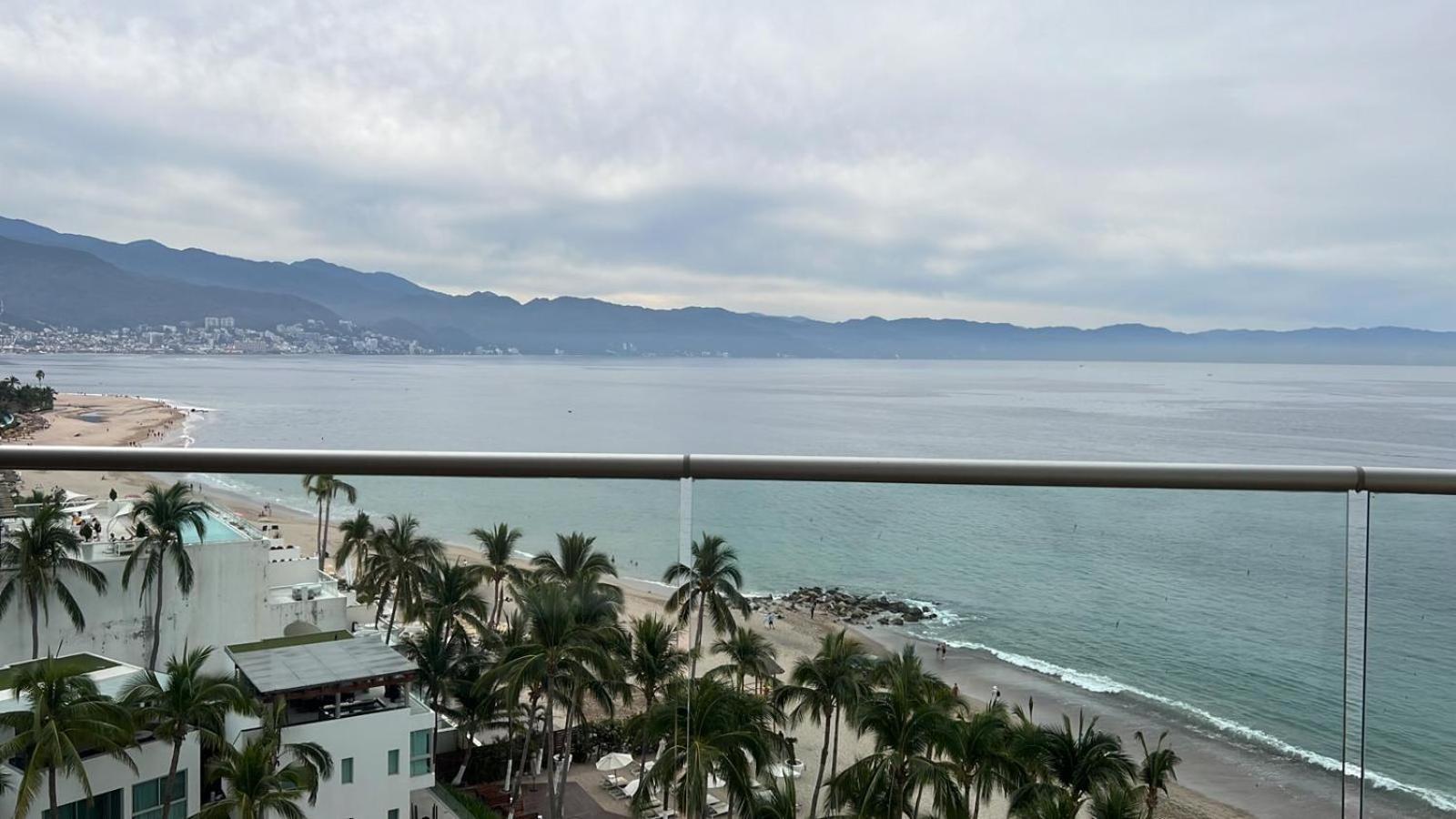 Icon Vallarta, Пуэрто-Вальярта Экстерьер фото